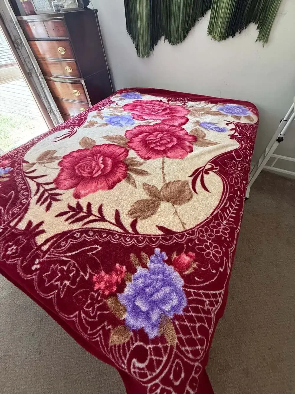 Vintage Korean-Style Heavyweight 2-Ply Raschel Floral Rose Print Plush Blanket